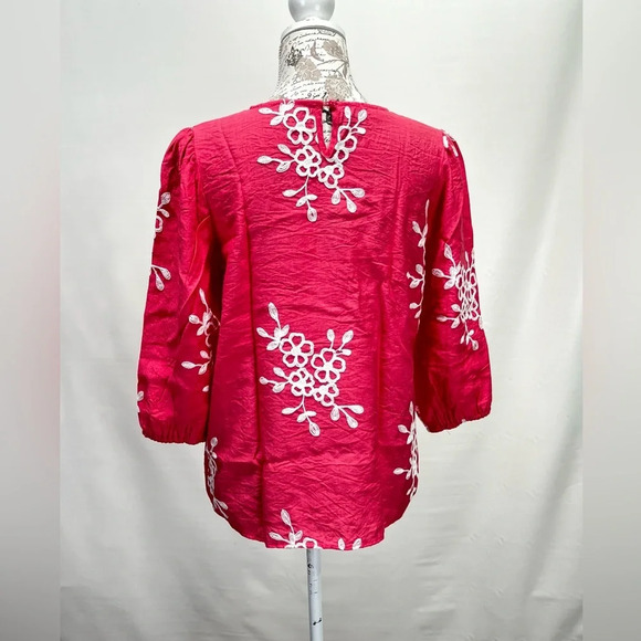 KINDRED Bright coral embroidered floral design top size PM. - Picture 6 of 13
